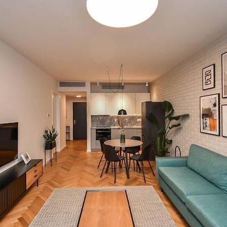 Skypark Luxury Apartment With Skyline View & Free Parking Bratislava Ngoại thất bức ảnh