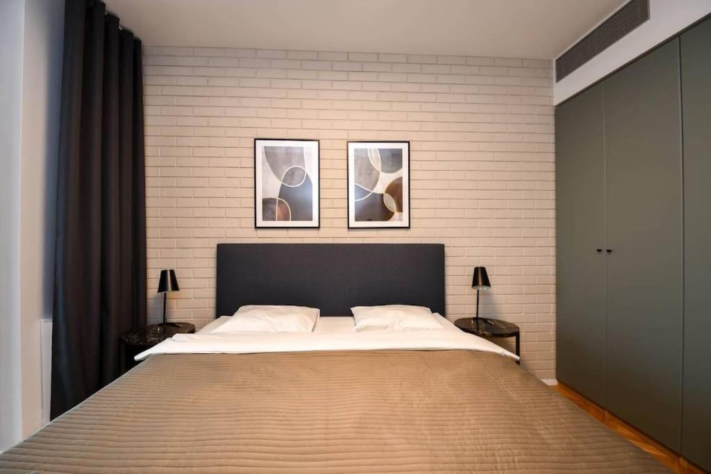 Skypark Luxury Apartment With Skyline View & Free Parking Bratislava Ngoại thất bức ảnh